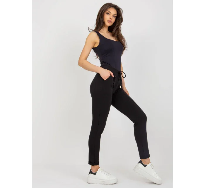 Tepláky RV DR 8692.21 čierna Tepláky RV DR 8692.21 čierna