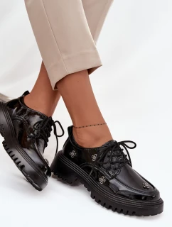 Dámske lakované poltopánky s pripínacími doplnkami Artiker - čierne