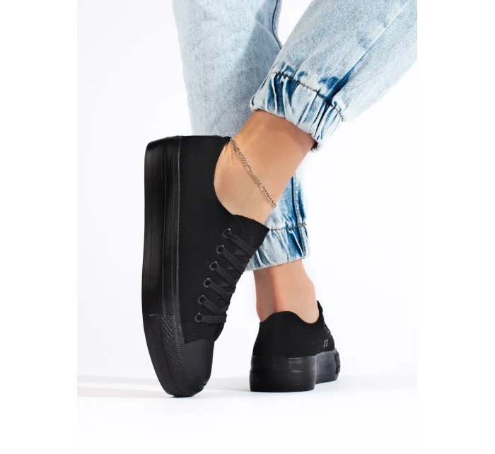 Pohodlné čierne tenisky pre ženy bez podpätku Pohodlné čierne tenisky pre ženy bez podpätku