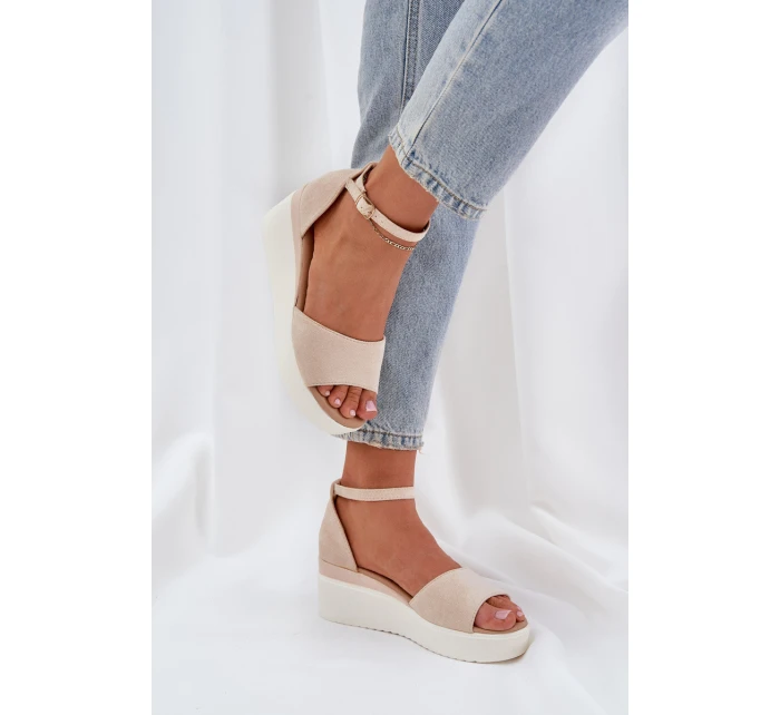 Lekkie Sandały Na Platformie I Delikatnym Koturnie Jasnobeżowe Gillifia Lekkie Sandały Na Platformie I Delikatnym Koturnie Jasnobeżowe Gillifia
