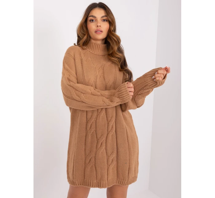 LC SK 1561 šaty.72P ťava