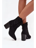 Topánky na podpätku model 219243 Krok vo veľkom štýle Topánky na podpätku model 219243 Krok vo veľkom štýle