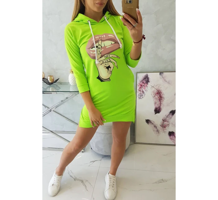 Šaty s dlhším chrbtom a farebnou neónovou potlačou Šaty s dlhším chrbtom a farebnou neónovou potlačou