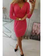 Priliehavé šaty s prestrihom pod prsiami fuchsiová Priliehavé šaty s prestrihom pod prsiami fuchsiová