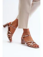 Sandále na podpätku model 195745 Krok vo veľkom štýle