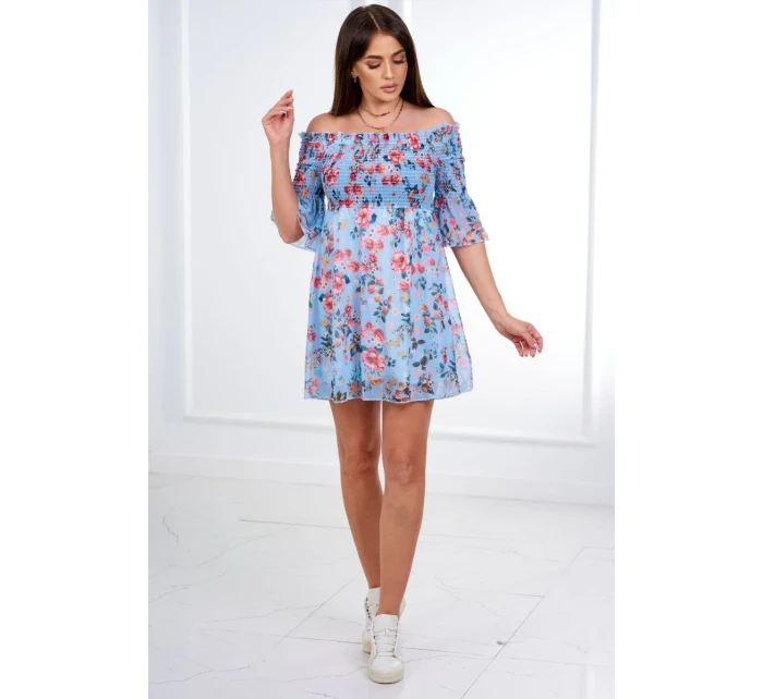 Španielske šaty s kvetinovým motívom modrej