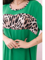 Šaty s leopardou potlačou jasne zelenej farby
