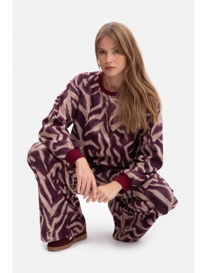 B303 Pletená mikina s potlačou - model 2