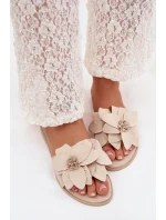 Dámské ploché nazouváky s ozdobnými květy model 22032014 - Boto