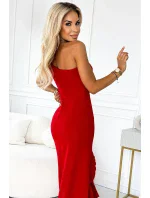 317-4 Dlhé šaty na jedno rameno s pruhmi - ČERVENÉ
