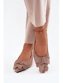 Kožené semišové sandály na plochém podpatku s ozdobným květem Vinceza Béžové
