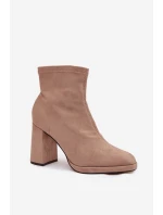 Topánky na podpätku model 221934 Krok vo veľkom štýle