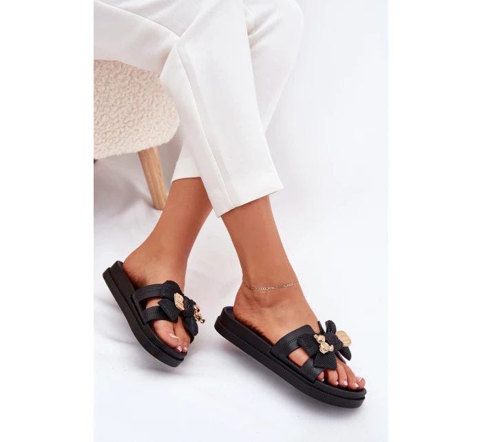 Klapki Damskie Z Kokardą I Złotą Broszką Czarne Lynara Klapki Damskie Z Kokardą I Złotą Broszką Czarne Lynara