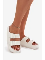 Dámske penové papuče s prackami Vinceza - biele