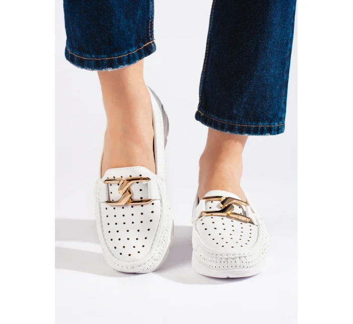 Pohodlné biele dámske mokasíny bez podpätku Pohodlné biele dámske mokasíny bez podpätku