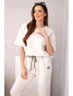 Dámský viskózový komplet máslový s krátkým rukávem a kalhotami s model 22030090 nohavicí světle béžový - K-Fashion