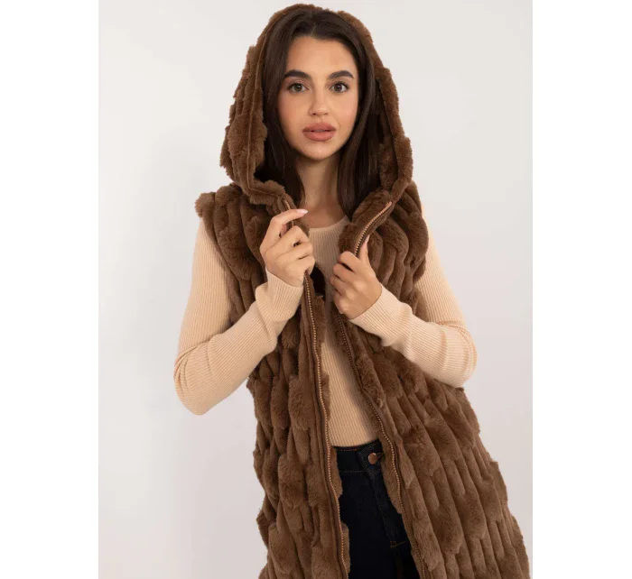 Vesta AT KZ 2368 1.08 hnedá