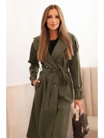 Dámsky kabát so zaväzovaním v páse a khaki golierom