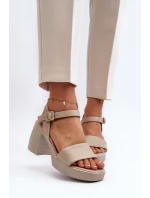 model 21647980 Dámské kožené sandály na podpatku Beige - Zazoo
