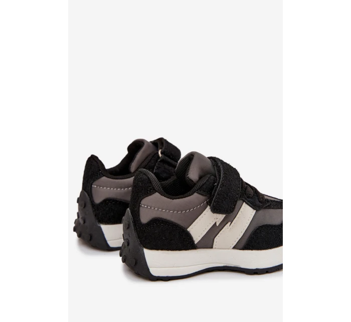 Dětské sportovní boty na suchý zip černé Miranda