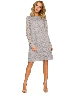 model 18001961 Krajkové šaty áčkového střihu s dlouhými rukávy šedé - Moe