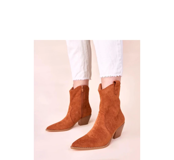 Topánky na podpätku model 221021 Solea