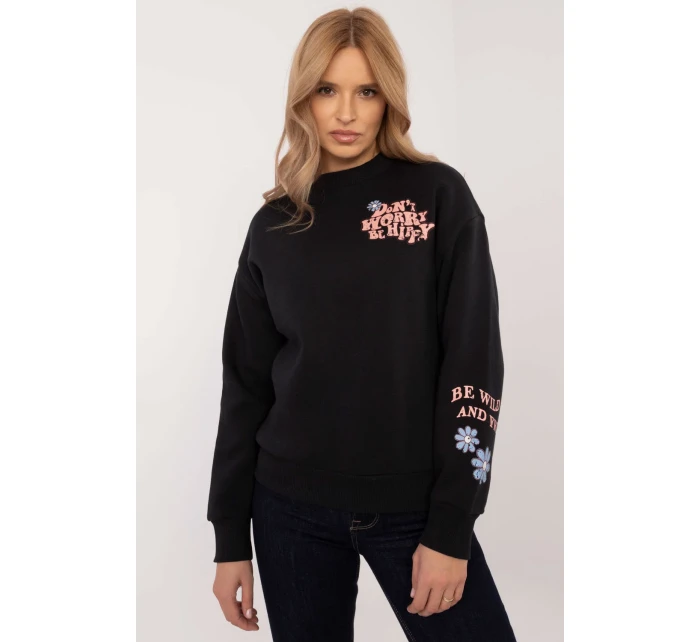 Model mikiny s kapucňou 203487 Podúroveň Model mikiny s kapucňou 203487 Podúroveň