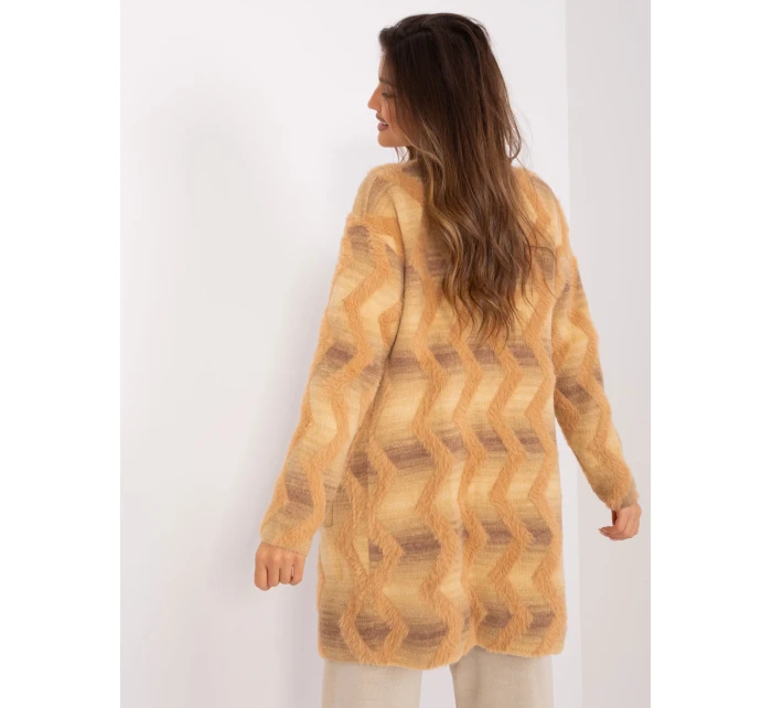 Sweter AT SW model 19011872 beżowy - FPrice Sweter AT SW model 19011872 beżowy - FPrice