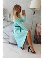 Šaty s ozdobným páskem a nápisem mint Šaty s ozdobným páskem a nápisem mint