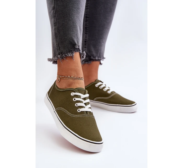 Dámské klasické tmavě zelené tenisky model 21654389 - Boto