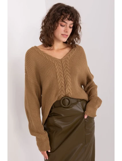 Model svetra 191417 Badu