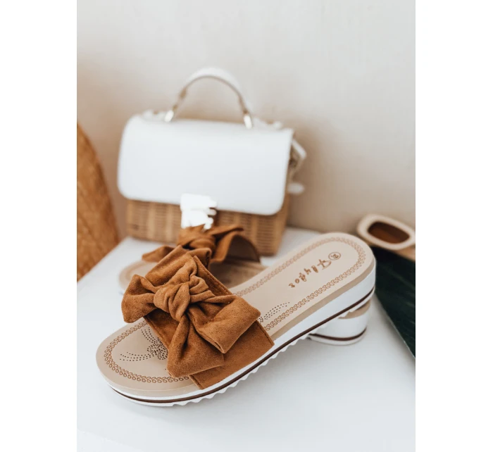 Dámske žabky LOVESLIDE camel FashionStreet ZY0996