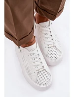 Kožené Ažurové Dámské Tenisky Na Platformě S Páskem Na Bílé model 22100286 - D&A Kožené Ažurové Dámské Tenisky Na Platformě S Páskem Na Bílé model 22100286 - D&A