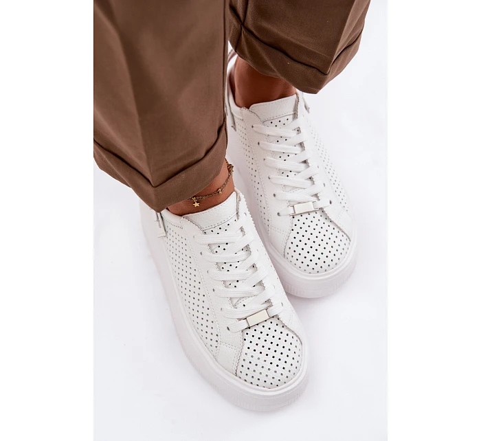 Kožené Ažurové Dámské Tenisky Na Platformě S Páskem Na Bílé model 22100286 - D&A Kožené Ažurové Dámské Tenisky Na Platformě S Páskem Na Bílé model 22100286 - D&A