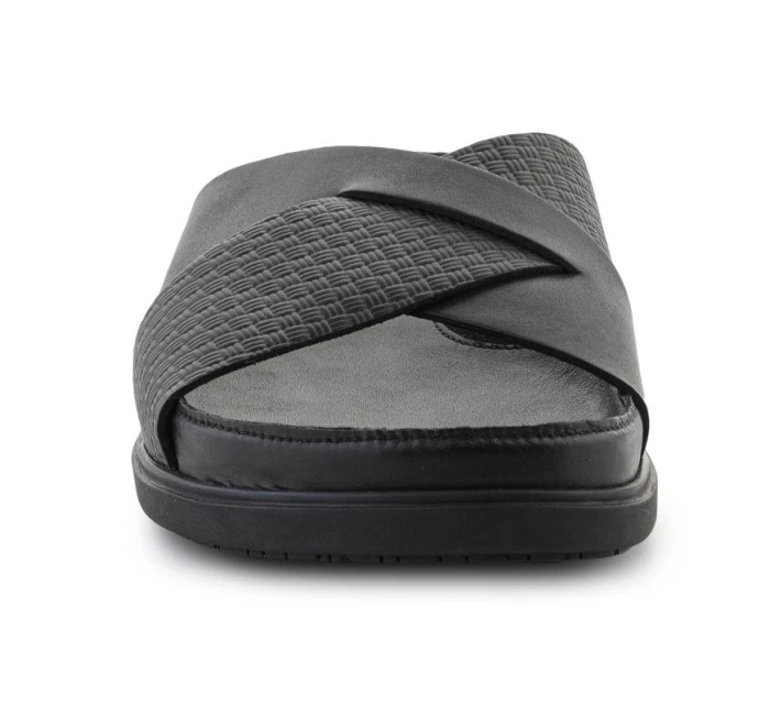 Clarks Torford Cross 26181382 Black Leather