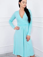 Šaty s prestrihom pod prsiami mincovňa