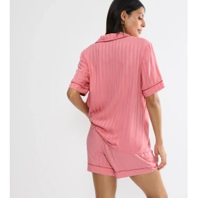 Amourette Jacquard Boyfriend Shirt - Cherry Rose - TRIUMPH Cherry Rose - TRIUMPH Amourette Jacquard Boyfriend Shirt - Cherry Rose - TRIUMPH Cherry Rose - TRIUMPH