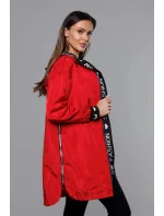 Tenká červená dámska bunda s ozdobnou lemovkou (B8145-4) Tenká červená dámska bunda s ozdobnou lemovkou (B8145-4)