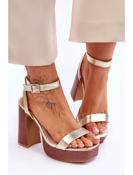 Kožené Sandály Na model 21620461 Platformě zlato Marina - Boto