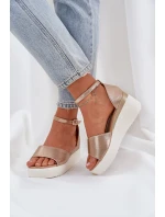 Lekkie Sandały Na Platformie I Delikatnym Koturnie Złote Gillifia Lekkie Sandały Na Platformie I Delikatnym Koturnie Złote Gillifia