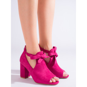 Pekné ružové členkové topánky dámske na širokom podpätku