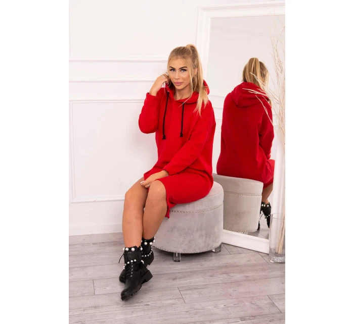 Šaty s kapucí a bočním rozparkem červené Šaty s kapucí a bočním rozparkem červené