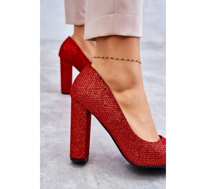 Lesklé lodičky Na červeném Podpatku Elmira Lesklé lodičky Na červeném Podpatku Elmira