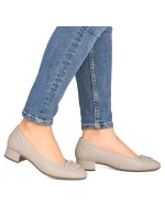 Dámske kožené lodičky na nízkom podpätku béžovej farby Rieker 43453-62