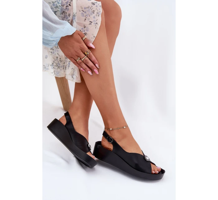 Kožené Dámské Sandály Na Klínu A Platformě model 21698360 Černé - S.Barski