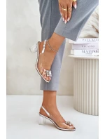 Průhledné sandály s broží na sloupku model 21675908 stříbrné - S.Barski Průhledné sandály s broží na sloupku model 21675908 stříbrné - S.Barski