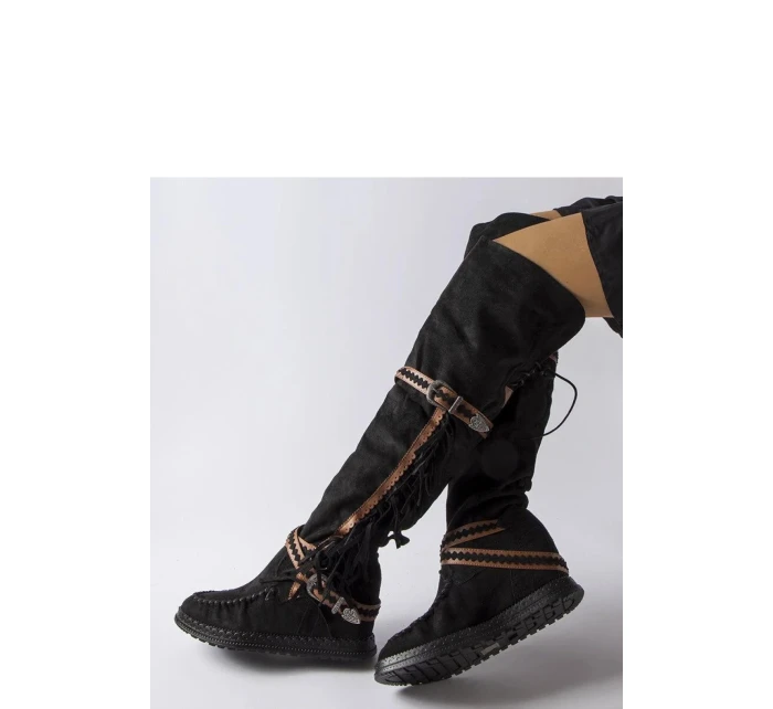 Čižmy na klinovom podpätku model 205788 Solea