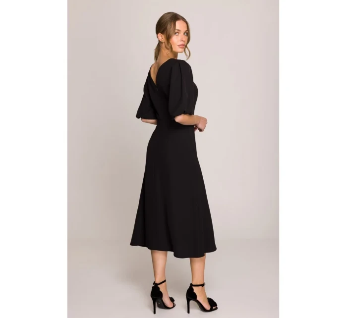 S399 Šaty s puzdrovými rukávmi - čierne