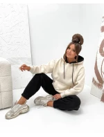 Černá hrubší dámská tepláková souprava model 21809061 - Moon Černá hrubší dámská tepláková souprava model 21809061 - Moon