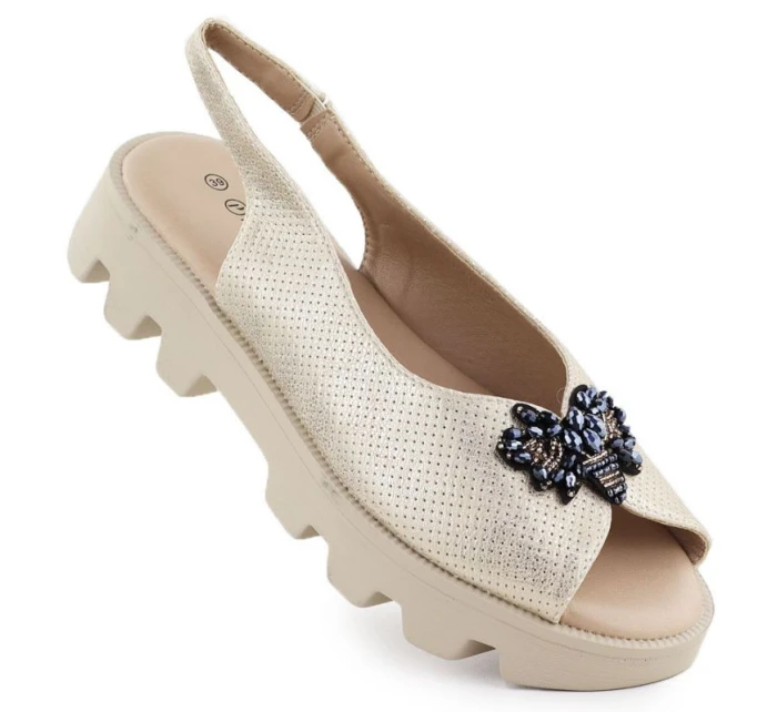 Dámske sandále na platforme s perforovanou kovovou zlatou Potocki SZ12610